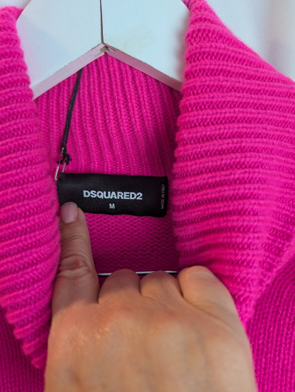 DSQUARED2 Oversized Neon Hot Pink Turtleneck Sweater Knit Luxury Pullover M BNWT - Picture 7 of 14